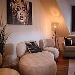 Visama, Moderne An Der Fulda-aue Apartamento *