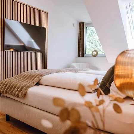 Visama, Moderne An Der Fulda-aue *